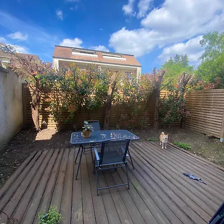 Charmant Appartement 1 Piece Principale Avec Terrasse Privee Proche De Toutes Commodites Fontenay-sous-Bois Buitenkant foto