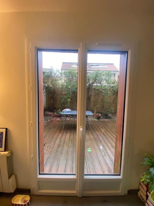 1 Piece Principale Avec Terrasse Privee Proche De Toutes Commodites *